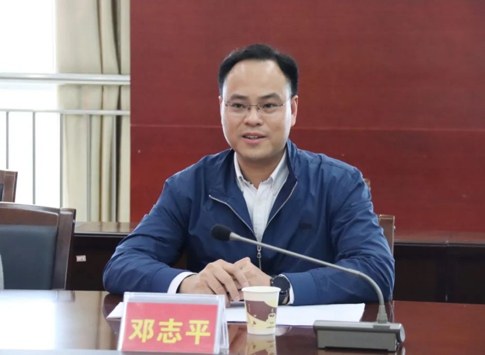 邓志平在会上作交流发言考察组分别就桂林学院发展情况作相关介绍.