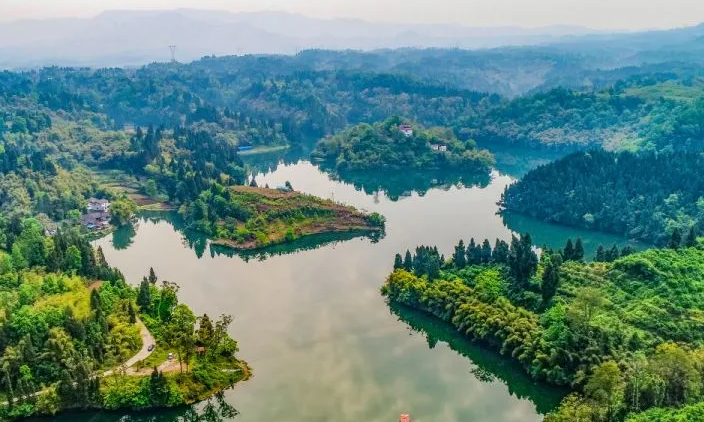南充旅游(南充旅游职业技术职业学校录取线)