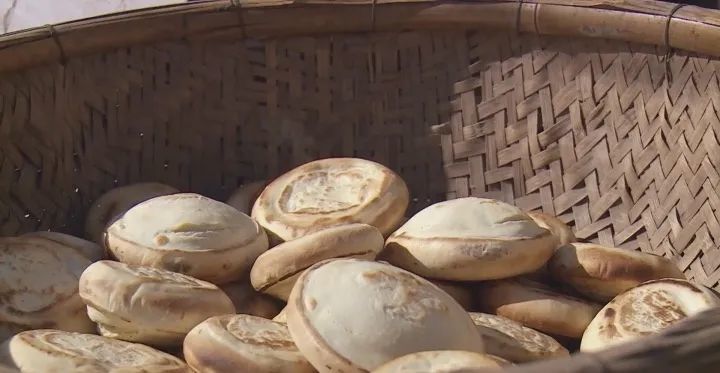 山西有看头|《美食篇》之沁县干馍_腾讯新闻