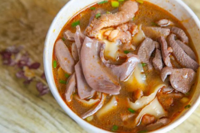 "黑马"生烫牛肉面,靠鲜嫩冲出重围