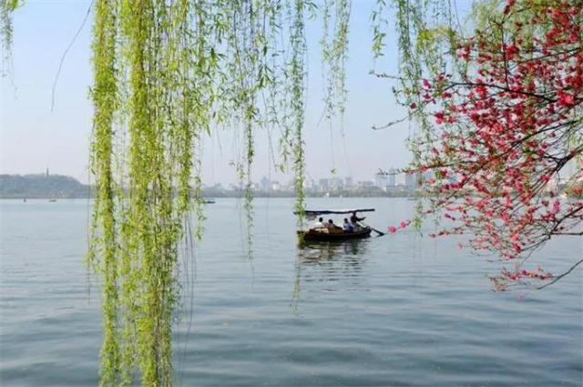 三月三日明麗美詩五首暮春三月日重三春水桃花滿禊潭