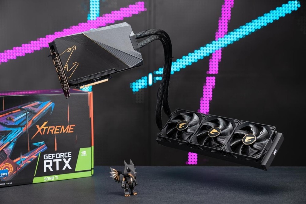 水冷加持至尊卡皇！AORUS RTX 3090Ti一体式水雕测评_腾讯新闻