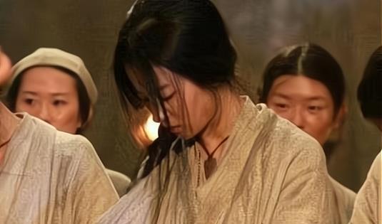 明朝御案:舍人押解充军人犯,以刑具逼奸其妻,人犯夫妇寻机怒告
