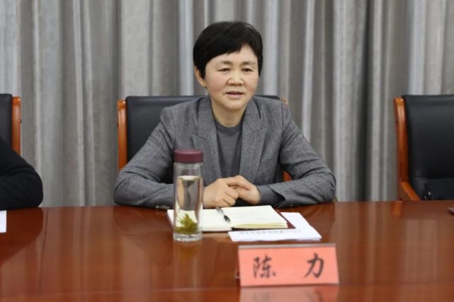 霍邱县法院召开聘任民主监督员会议