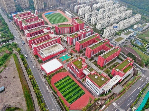 内部装修完毕巴蜀科学城中学即将交付