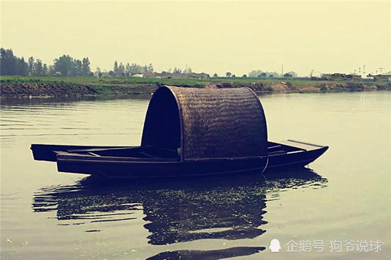 竹篷船巧不巧,王大金的老丈人领着一大帮子人正好