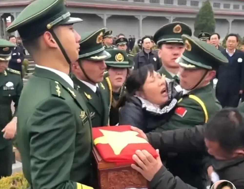 图片来自网络王成龙烈士舍身救战友的事迹令人敬佩,祖国不会忘记,人民