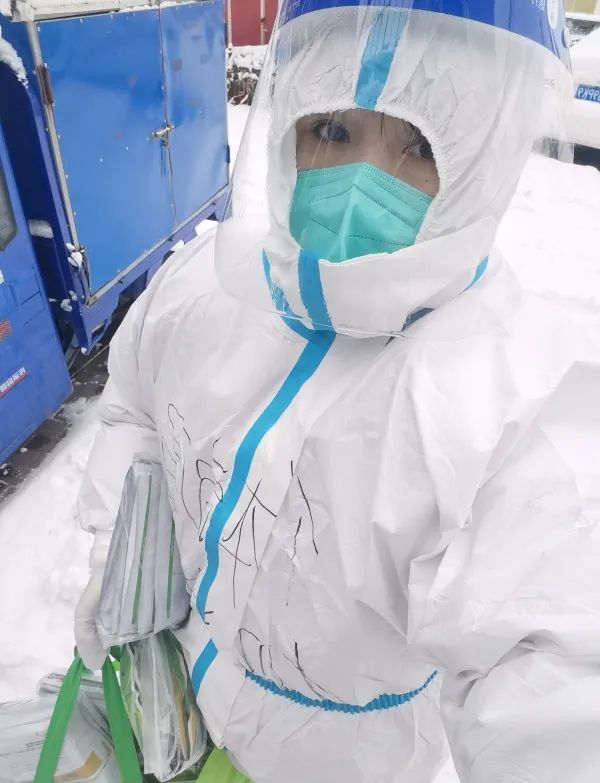 脱下战袍换上防护服没看错这些大白都是冠军