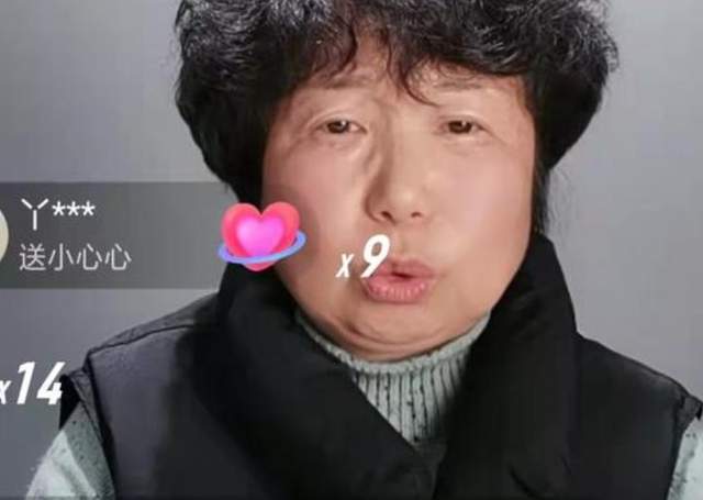 五雷轰顶!杜新枝假证问题遭质疑,被问姚威出生证明未正面回应