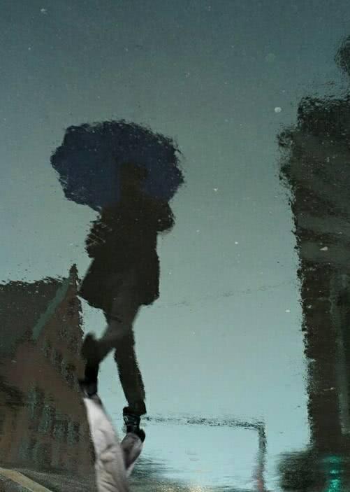 心理测试:4个雨中背影,哪个最孤独?测ta会对你从一而终吗_腾讯新闻