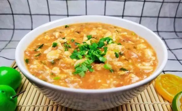 "疙瘩汤",奶奶的做法,不加一滴水,疙瘩圆滑有光泽,入口即化