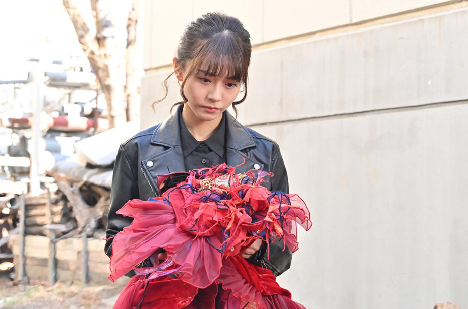 假面骑士revice 夏木花放弃了阿基蕾拉的身份快进到去澡堂打工 腾讯新闻