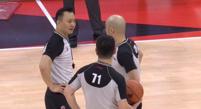 cba正式确定闫军出现重要失误导致山东男篮输球