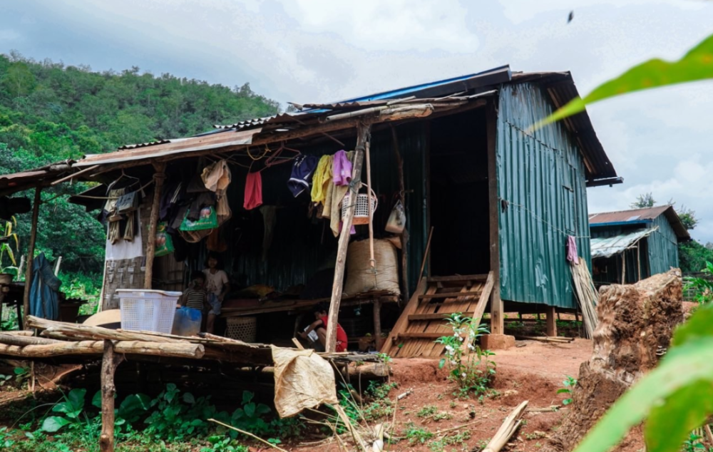 缅甸贵慨一个难民营内几乎每户家庭都有人生病出现新冠肺炎疑似症状