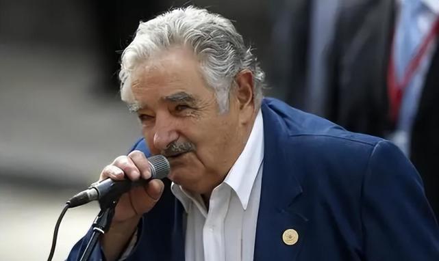 世界最穷总统穆希卡:将国家建设得国富民强,自己却住破房开破车