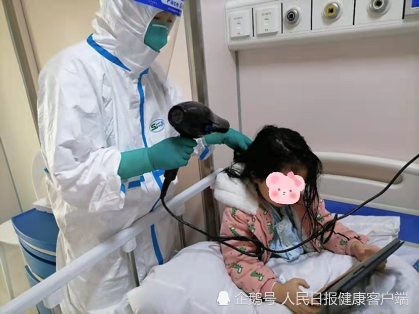 上海定点医院和和方舱医院里，感染新冠的娃娃们咋样了ABC英语