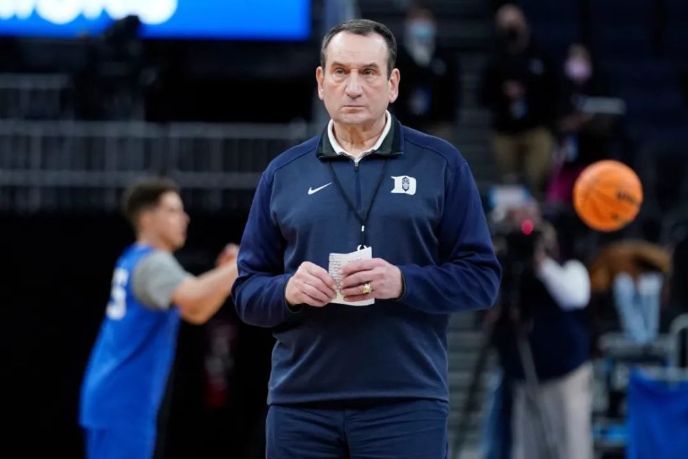 执掌杜克42年后荣休十冠老k教练的十件事