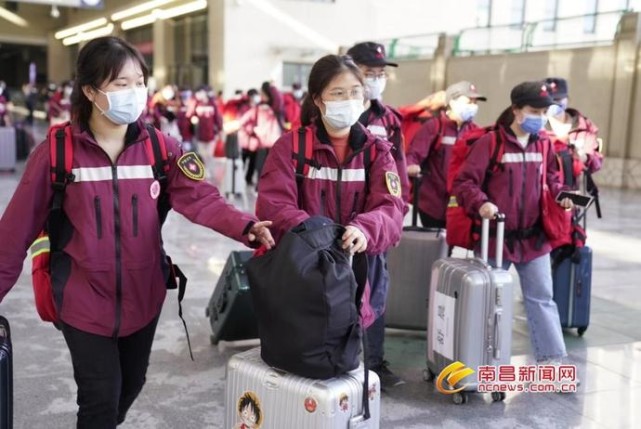 南昌新闻网讯 4月3日17时58分,随着g1394列车缓缓驶出南昌火车站,由千