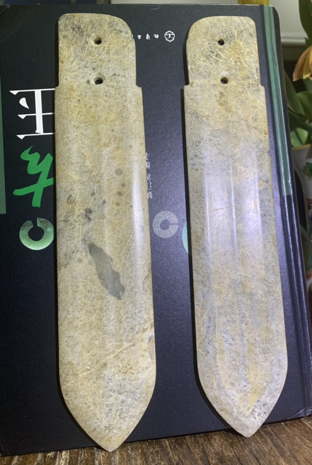 古玉老玉 商代玉戈