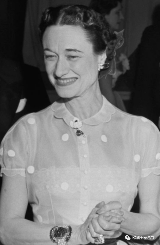 那些年温莎公爵夫人的珠宝蓝宝石篇