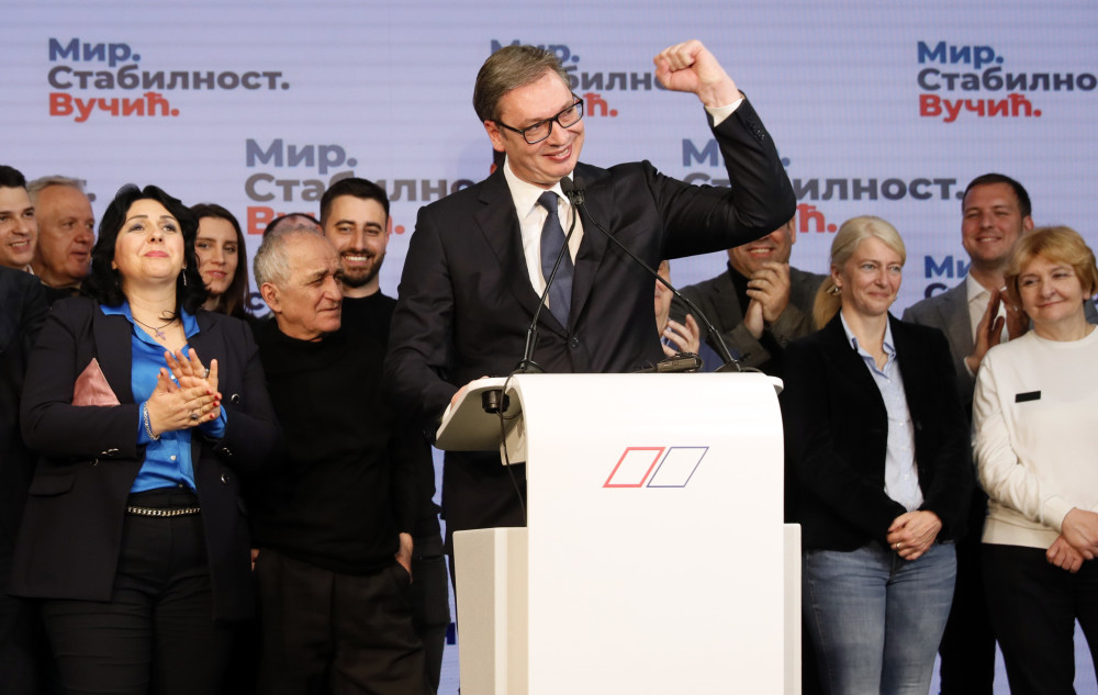 （国际）武契奇宣布在塞尔维亚总统选举中获胜课件资源网