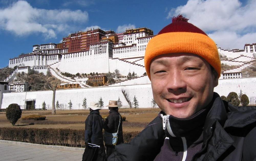 演员王喜自曝做核酸时被捅伤医护还原真相王喜道歉却再惹争议