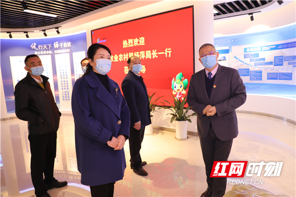 红网时刻娄底4月4日讯(通讯员 谢吕霞 曾杨)吉林的疫情牵动着全国人民