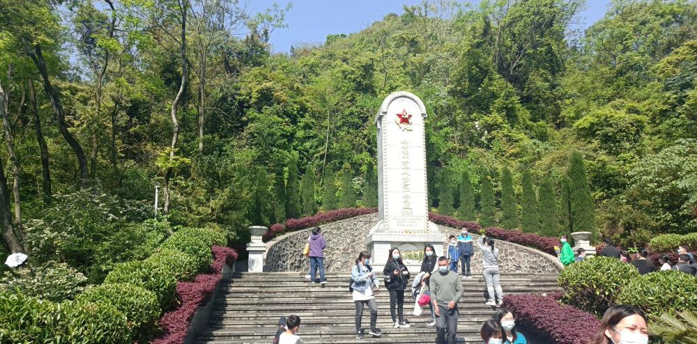 桂林西山公園前蘇軍烈士墓為什麼是清明祭掃必去之地