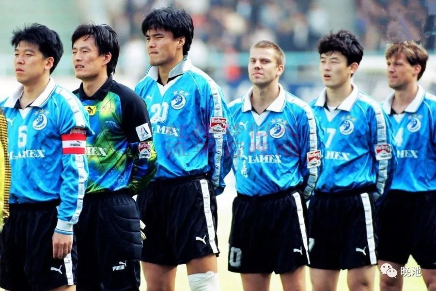 大连足球史上今天：1998年甲A大连万达2-1广州太阳神，金斯＋小王涛建功（4月26日）