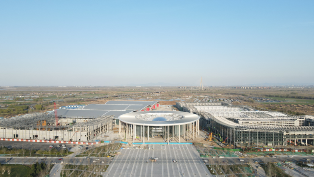 中国济南·绿地国际博览城位于济南新旧动能转换起步区崔寨组团,总