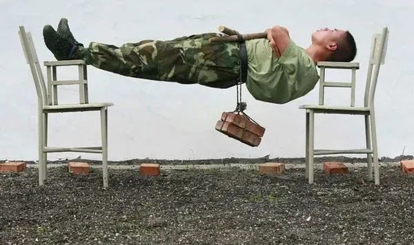 卧虎功,金刚铁板桥图解