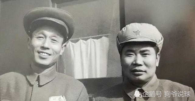 91年,杨得志参加老红军聚会,得知一人要来,亲自到门口站岗迎接