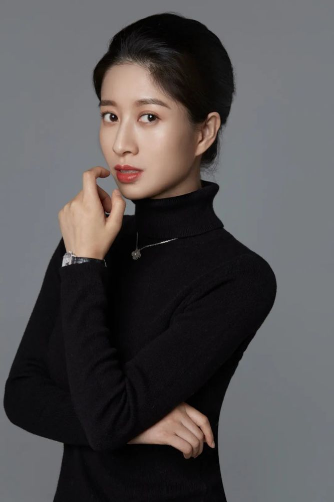 己予商学院王璐璐专访车到山前必有璐