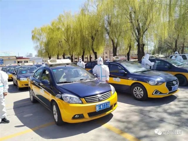 他们冲锋在疫情防控一线筑起坚固的钢铁长城