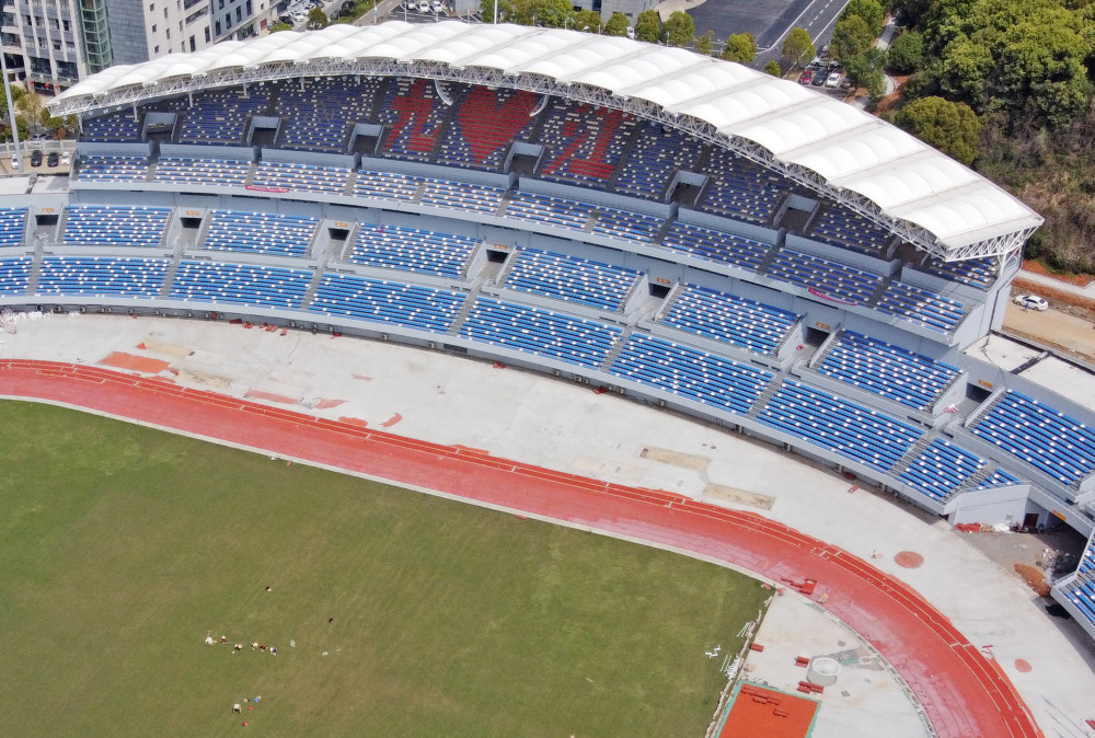 助力省运会九江市体育中心体育场主场座椅更换一新