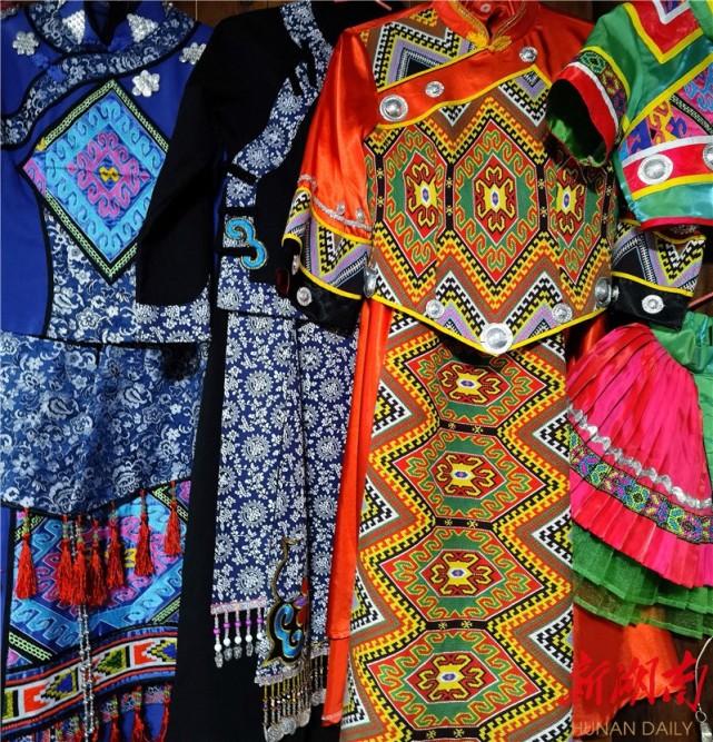 博物馆"乌龙山大峡谷"土家族原生态文化的天然博物馆"惹巴拉"天下秦城