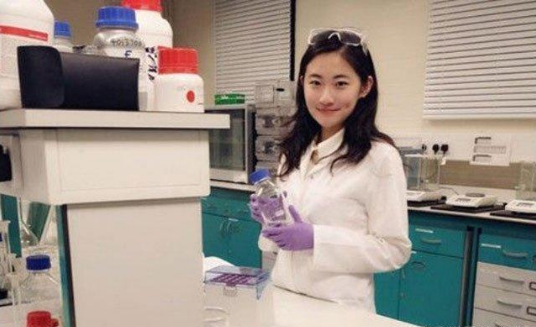 神童何碧玉14岁以750分考进清华大学赴美留学后入美籍