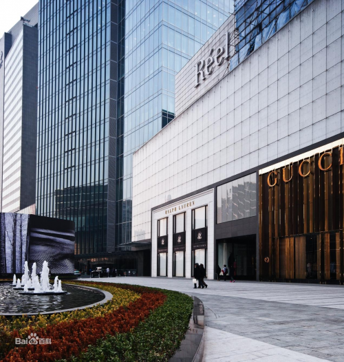 现已入驻上海高端艺术购物中心—芮欧百货!