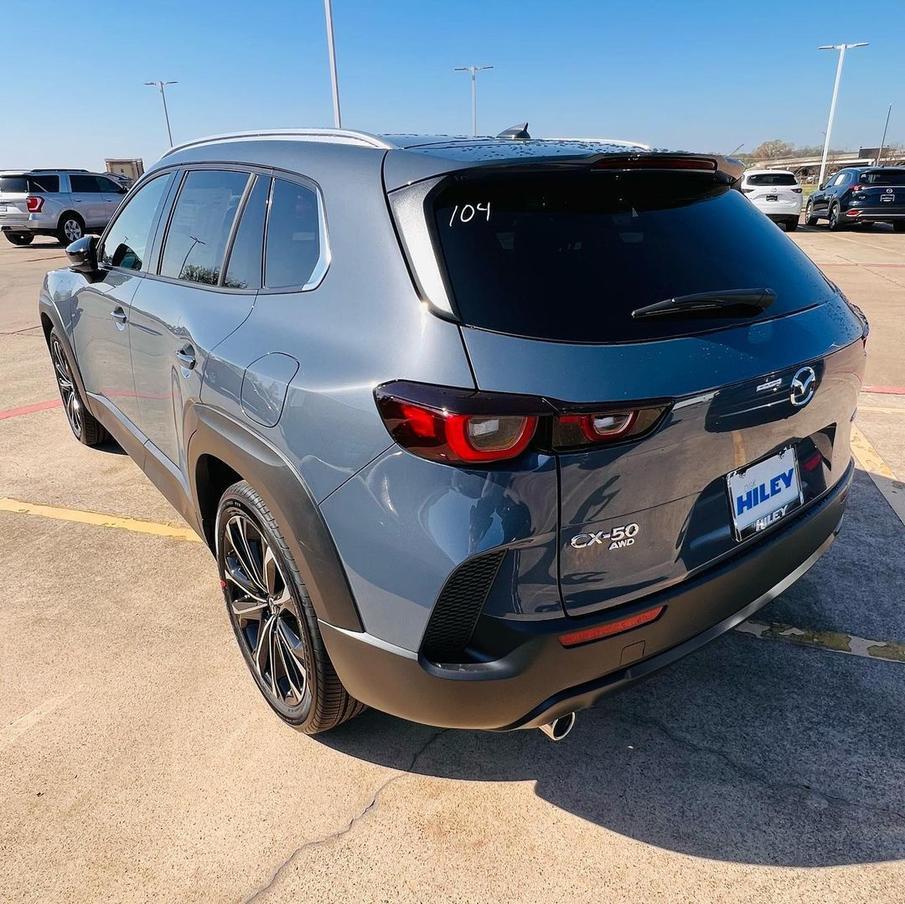 亮点不多依旧显得很高级全新马自达cx 50海外到店 天天看点