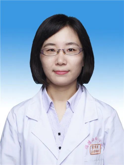 张明珠,主治医师,广州中医药大学硕士,广东省临床医学学会儿童心理