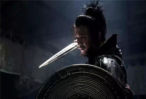 在古代,最早记载死士的是《左传》,定公十四年中写道:"勾践患吴之整也