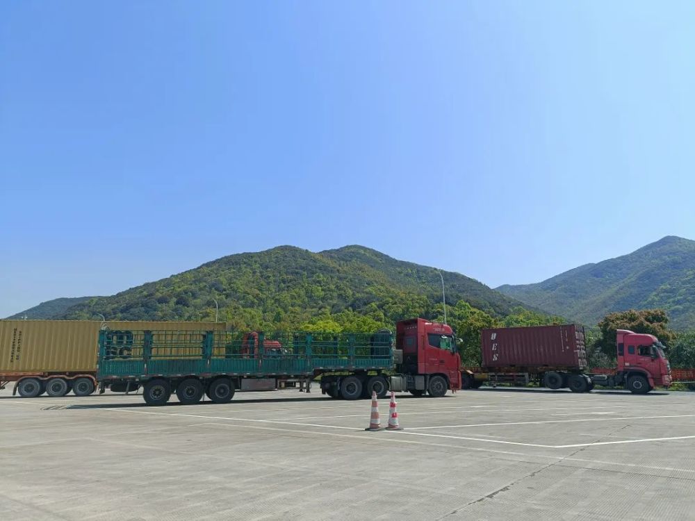 防控措施全面升级记者实地探访象山境内高速服务区