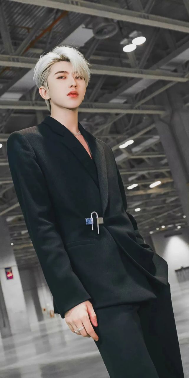 蔡徐坤高清壁纸