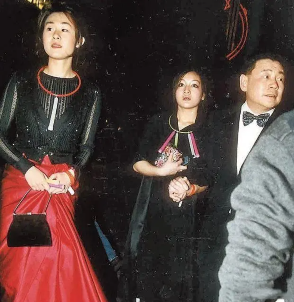 后大刘时代：七位子女和红颜知己们近况如何？杨洋作文还是乘风作文好2023已更新(新华网/腾讯)