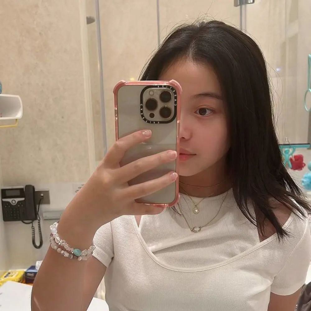 后大刘时代：七位子女和红颜知己们近况如何？杨洋作文还是乘风作文好2023已更新(新华网/腾讯)