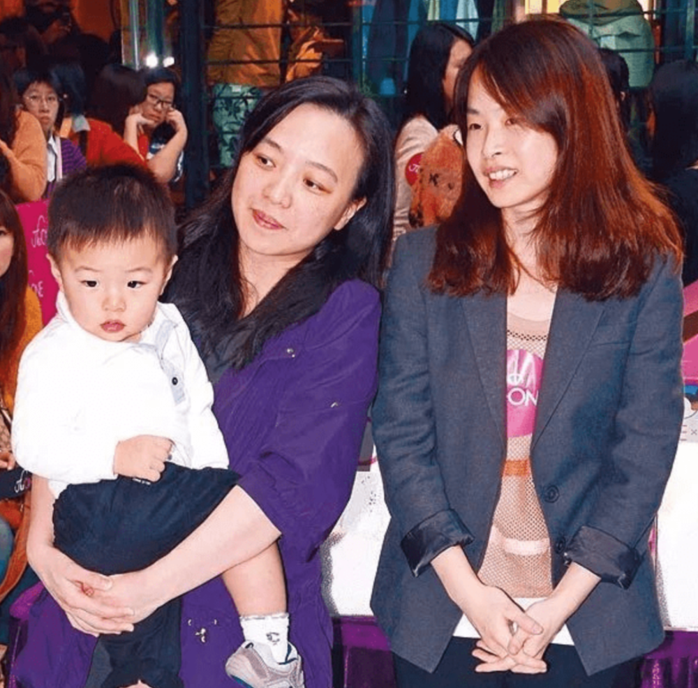 后大刘时代：七位子女和红颜知己们近况如何？杨洋作文还是乘风作文好2023已更新(新华网/腾讯)