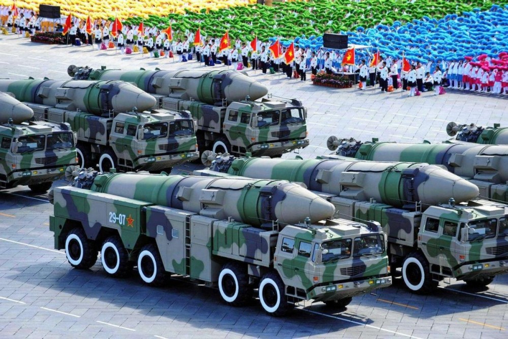 中国火箭军的导弹,实力究竟有多强大?若美军挑衅威慑力有多强?