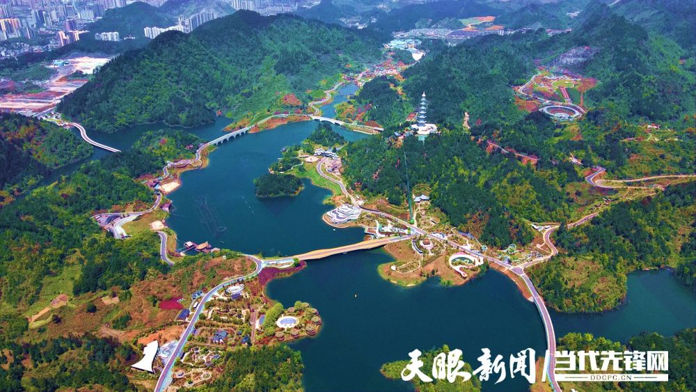 美航拍春日都匀绿博园