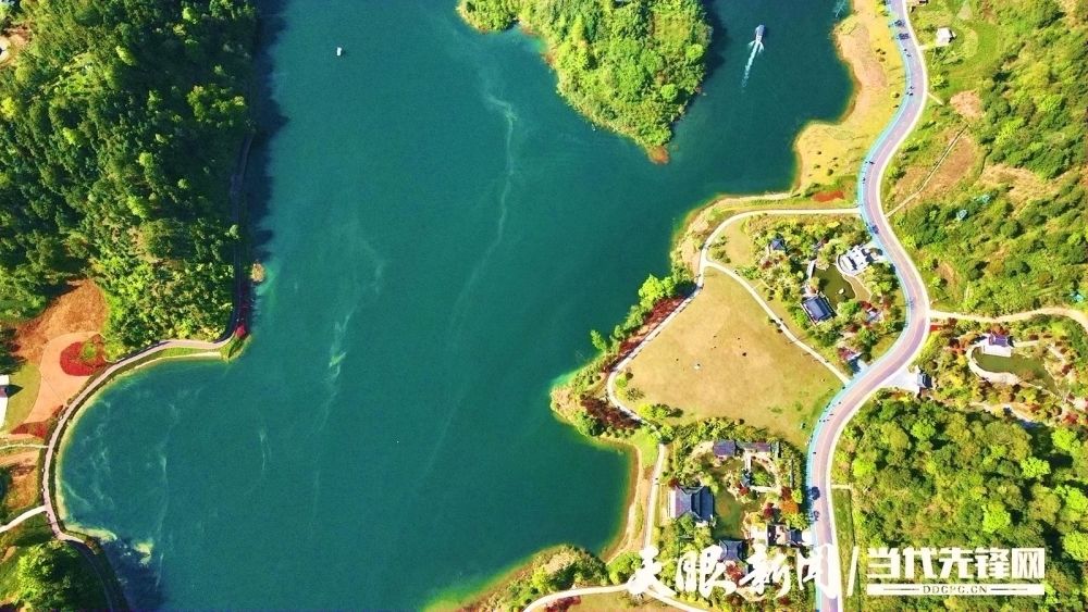 航拍春日都匀绿博园_腾讯新闻