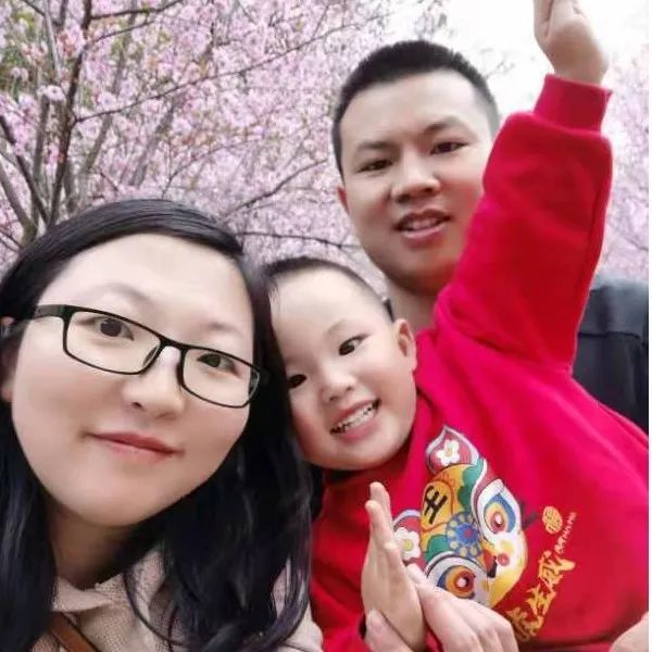 民警李野的话"警嫂"于福平对福泉监狱"警嫂"有话说凯里监狱民警潘应奇